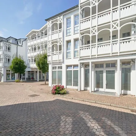 Helle Und Gemuetliche Mit Balkon Im Seepark * Sellin (Rugen)