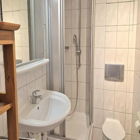 Helle Und Gemuetliche Mit Balkon Im Seepark * Sellin (Rugen)